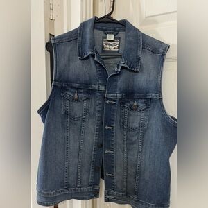 Women’s Levi Strauss Denim Sleeveless Vest xl